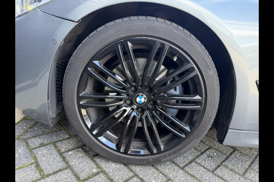BMW 5 Serie Touring 530d High Executive M-Sport | 360* Camera | Harmon Kardon | Navigatie | Stoelverwarming |