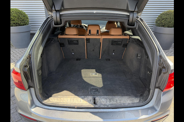 BMW 5 Serie Touring 530d High Executive M-Sport | 360* Camera | Harmon Kardon | Navigatie | Stoelverwarming |
