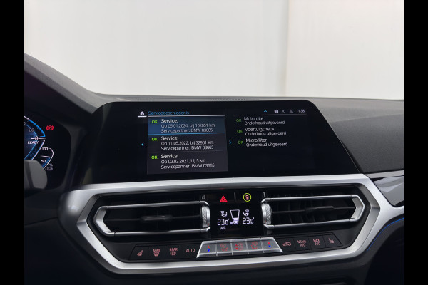 BMW 3 Serie Touring 330e Sportline High Executive (Plug-in) {SoH-91%} (INCL-BTW) Aut. *LEATHER | FULL-LED | HEATED-SPORTSEATS | HIFI-SOUND | NAVI-FULLMAP | DAB+ | DIGI-COCKPIT | PRIVACY-GLASS | AMBIENTLIGHT | ECC | PDC | CRUISE | SHIFT-PADDLES | 19"ALU*