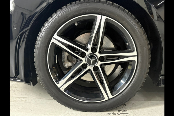 Mercedes-Benz CLA-Klasse 180 Prem+ Edition, Sfeer, Cam, AppleCP