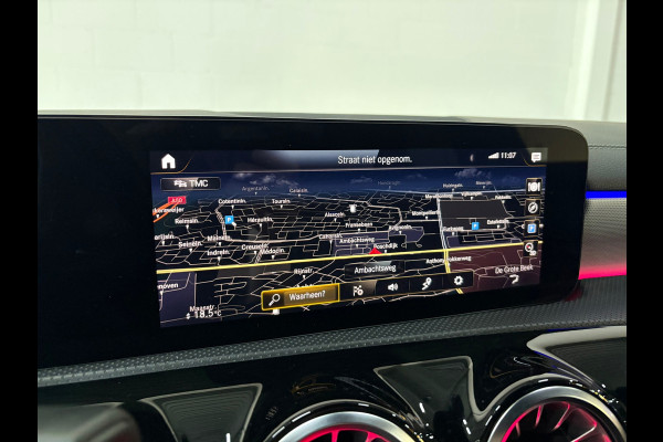 Mercedes-Benz CLA-Klasse 180 Prem+ Edition, Sfeer, Cam, AppleCP