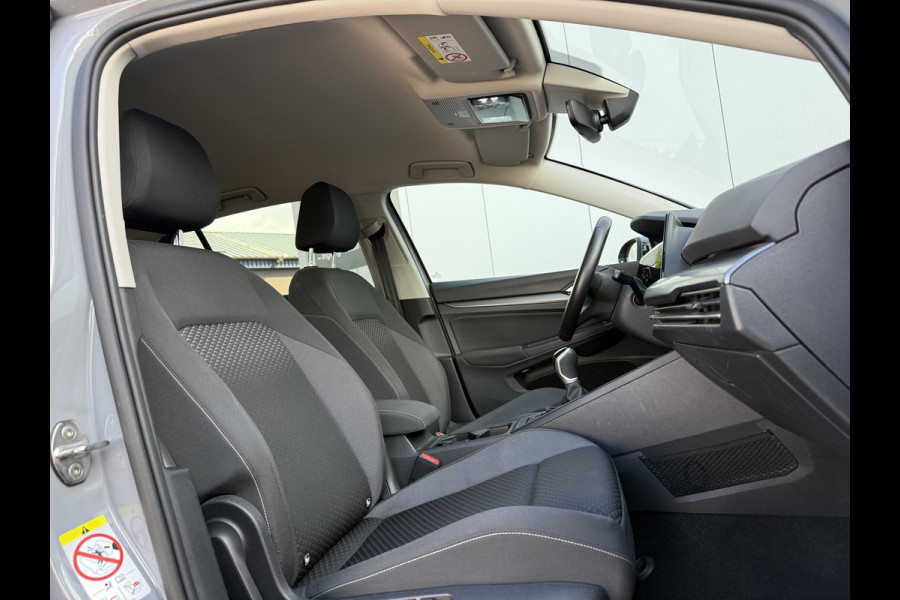 Volkswagen Golf 1.0 TSI 110pk Life | Camera | ACC | Lane | side assist