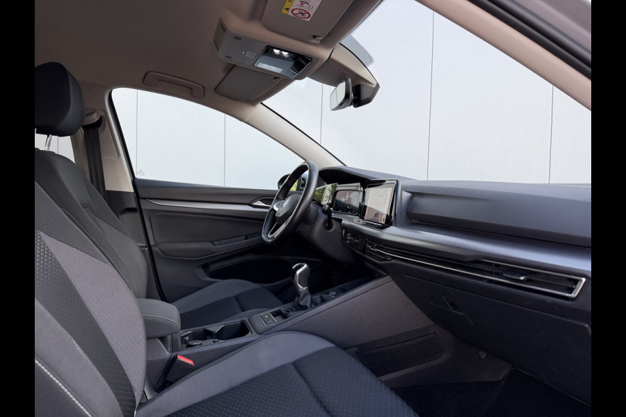 Volkswagen Golf 1.0 TSI 110pk Life | Camera | ACC | Lane | side assist