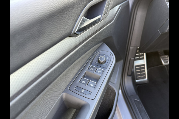 Volkswagen Golf 1.0 TSI 110pk Life | Camera | ACC | Lane | side assist