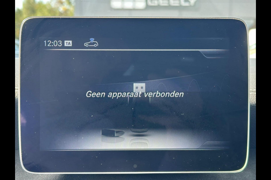 Mercedes-Benz CLA-Klasse 180 AMG-line 122 PK | Panorama dak | Dealer onderhouden | All-Season banden | Navigatie | Camera | Carplay | Parkeersensoren