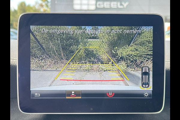 Mercedes-Benz CLA-Klasse 180 AMG-line 122 PK | Panorama dak | Dealer onderhouden | All-Season banden | Navigatie | Camera | Carplay | Parkeersensoren