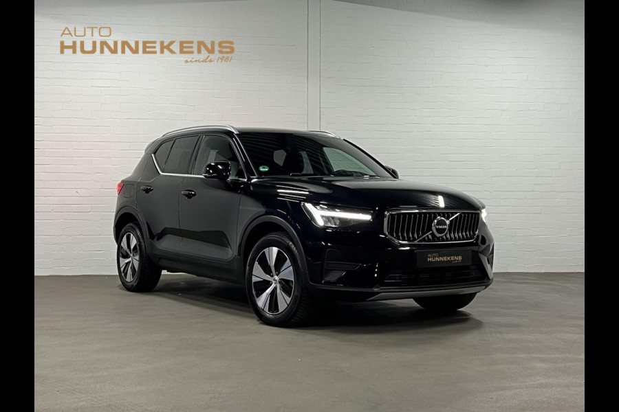Volvo XC40 1.5 T4 Plug-in hybrid Core Bright Adapt. cruise | Stuur-/stoelverwarming | Achteruitrij camera | Dode hoek assistent | Carplay