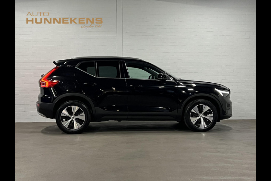 Volvo XC40 1.5 T4 Plug-in hybrid Core Bright Adapt. cruise | Stuur-/stoelverwarming | Achteruitrij camera | Dode hoek assistent | Carplay