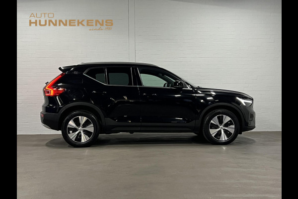 Volvo XC40 1.5 T4 Plug-in hybrid Core Bright Adapt. cruise | Stuur-/stoelverwarming | Achteruitrij camera | Dode hoek assistent | Carplay