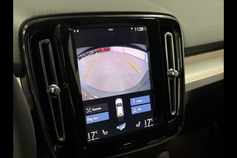 Volvo XC40 1.5 T4 Plug-in hybrid Core Bright Adapt. cruise | Stuur-/stoelverwarming | Achteruitrij camera | Dode hoek assistent | Carplay