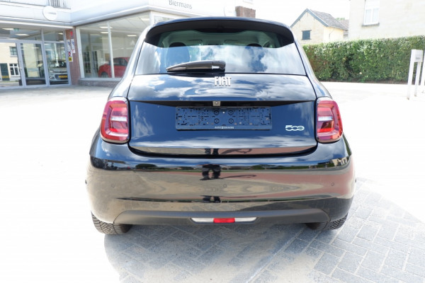 Fiat 500E 42 kWh Urban / INCL. 12mnd BOVAG