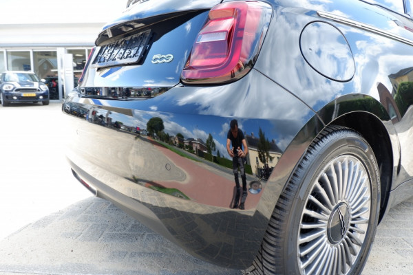 Fiat 500E 42 kWh Urban / INCL. 12mnd BOVAG