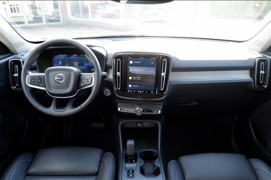 Volvo XC40 2.0 B3 Core Mild-Hybrid / INCL. Fabrieks-garantie / Verkoopklaar
