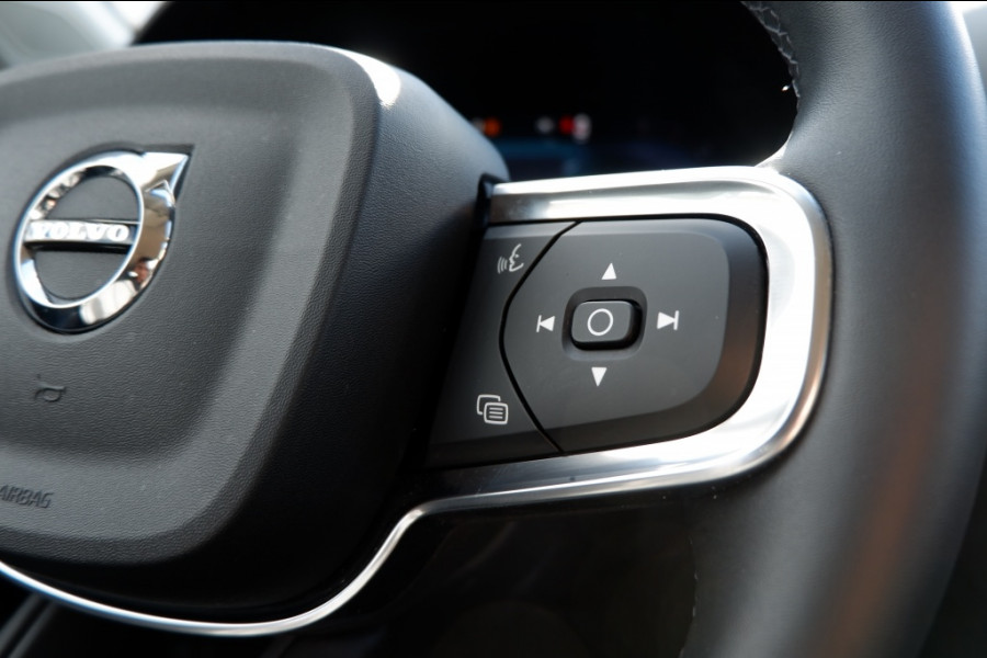 Volvo XC40 2.0 B3 Core Mild-Hybrid / INCL. Fabrieks-garantie / Verkoopklaar