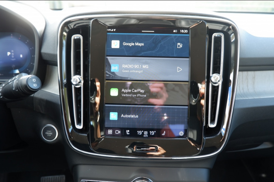 Volvo XC40 2.0 B3 Core Mild-Hybrid / INCL. Fabrieks-garantie / Verkoopklaar