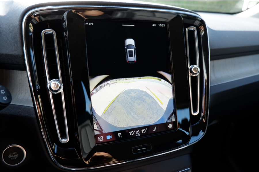 Volvo XC40 2.0 B3 Core Mild-Hybrid / INCL. Fabrieks-garantie / Verkoopklaar