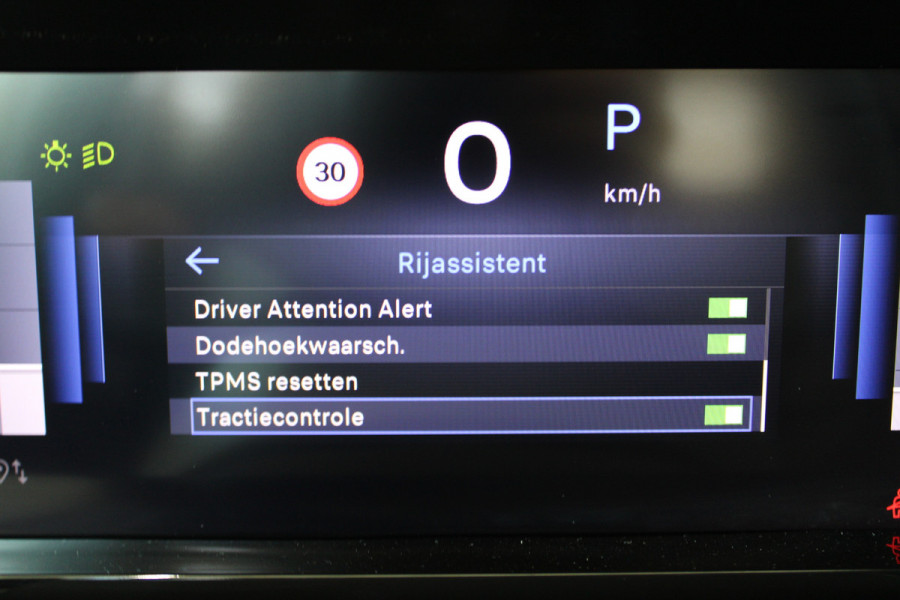 Opel Frontera 1.2 Turbo Hybrid Ultimate 5P | Keyless | Camera | Navigatie | BLIS | Winterpack