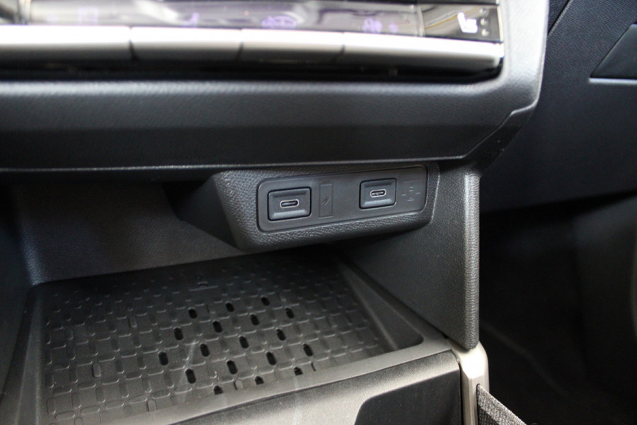 Opel Frontera 1.2 Turbo Hybrid Ultimate 5P | Keyless | Camera | Navigatie | BLIS | Winterpack