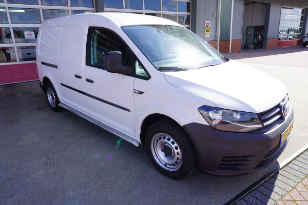 Volkswagen Caddy 2.0 TDI L2H1 BMT Maxi Trendline Airco / Cruise / Trekhaak / kast laadruimte nr V066