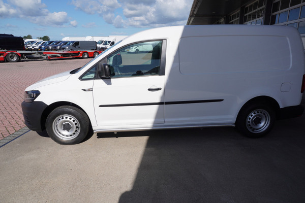 Volkswagen Caddy 2.0 TDI L2H1 BMT Maxi Trendline Airco / Cruise / Trekhaak / kast laadruimte nr V066