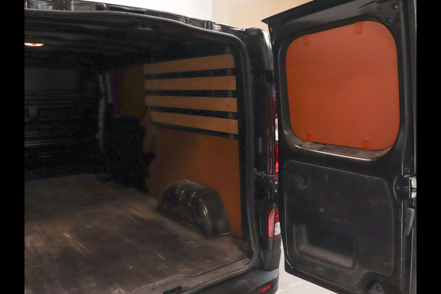 Renault Trafic 2.0 Blue dCi 130PK L2H1 Advance Automaat Airco Bluetooth Camera Cruise PDC Trekhaak