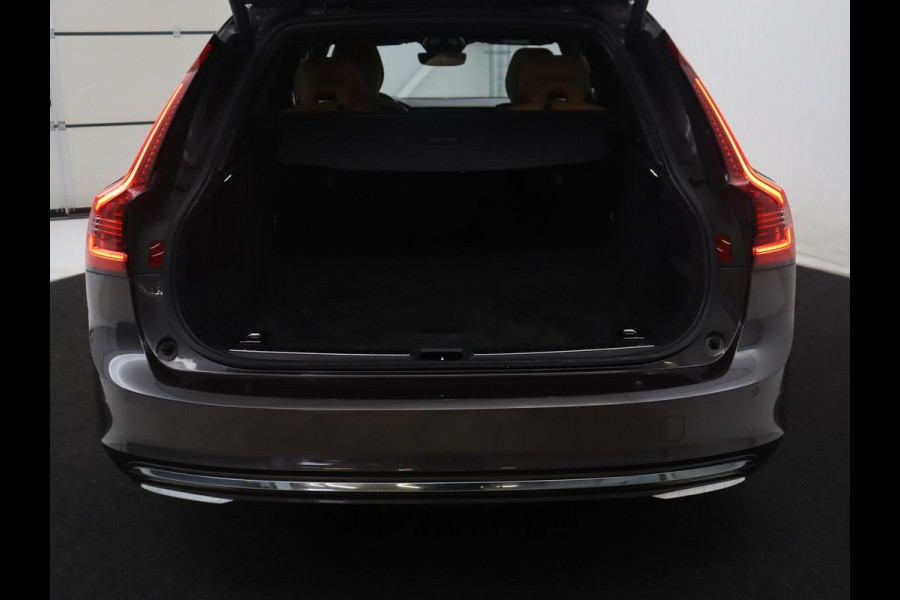 Volvo V90 2.0 T8 AWD Inscription Exclusive | SOH 81,9% | Panoramadak | Memory | Leder | Adaptive cruise | Stuur/stoel verwarming | Harman/Kardon | Head-up | 360 camera | Park assist | Carplay