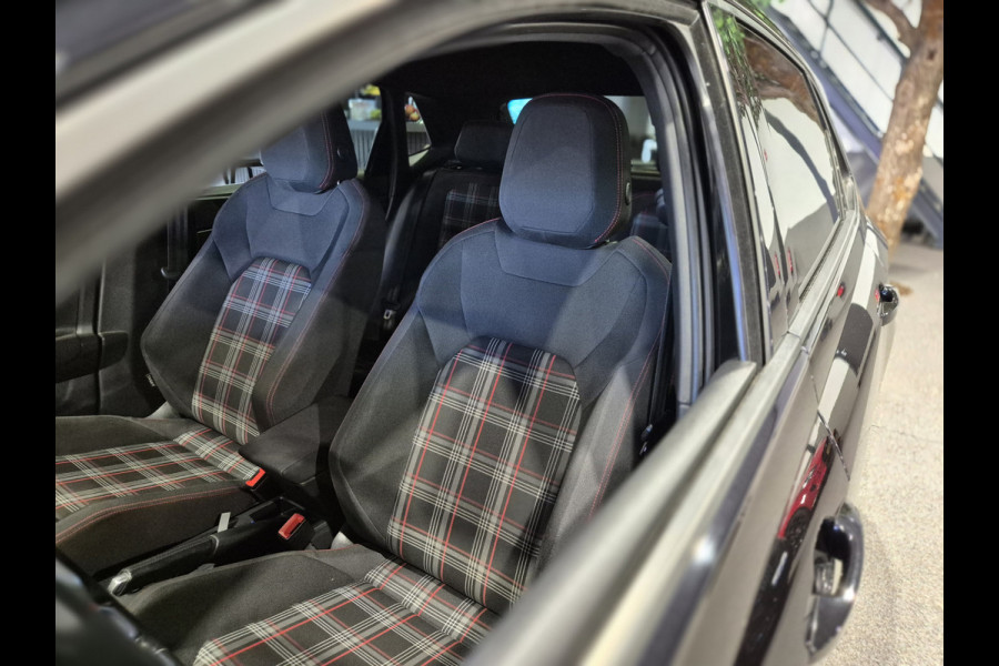 Volkswagen Polo 2.0 TSI GTI 200 PK | Virtual | DSG | Camera | CarPlay/Android