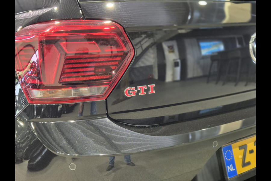 Volkswagen Polo 2.0 TSI GTI 200 PK | Virtual | DSG | Camera | CarPlay/Android