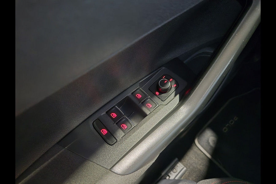 Volkswagen Polo 2.0 TSI GTI 200 PK | Virtual | DSG | Camera | CarPlay/Android