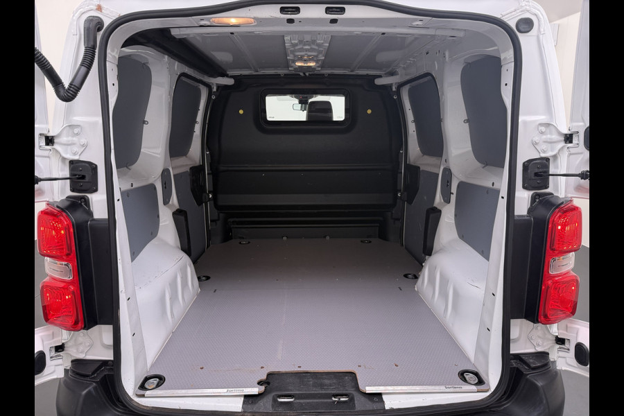 Peugeot Expert 2.0HDI 123PK 3-Persoons Euro 6 Imperiaal 2X Schuifdeur Trekhaak 360°Camera BlindSpot Assistent Apple Carplay Android Auto Cruise Betonplex Vloer Wandbetimmering Regen-Lichtsensor 2.500KG Trekgewicht 1e Eigenaar Origineel Nederlands