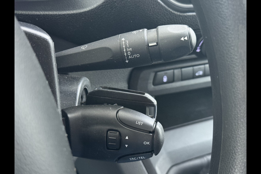 Peugeot Expert 2.0HDI 123PK 3-Persoons Euro 6 Imperiaal 2X Schuifdeur Trekhaak 360°Camera BlindSpot Assistent Apple Carplay Android Auto Cruise Betonplex Vloer Wandbetimmering Regen-Lichtsensor 2.500KG Trekgewicht 1e Eigenaar Origineel Nederlands