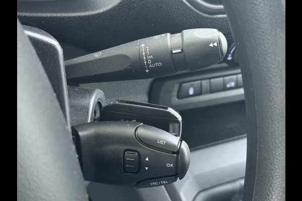 Peugeot Expert 2.0HDI 123PK 3-Persoons Euro 6 Imperiaal 2X Schuifdeur Trekhaak 360°Camera BlindSpot Assistent Apple Carplay Android Auto Cruise Betonplex Vloer Wandbetimmering Regen-Lichtsensor 2.500KG Trekgewicht 1e Eigenaar Origineel Nederlands