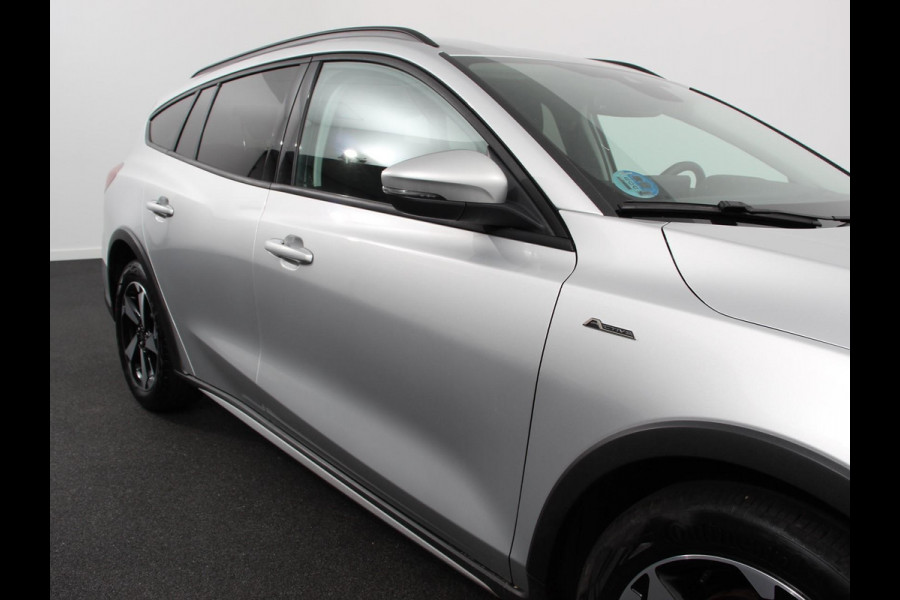 Ford FOCUS Wagon 155pk Hybrid Automaat Active X Navigatie Climate Control Camera Parkeer sensoren B&O Dab Led Lichtmetalen velgen