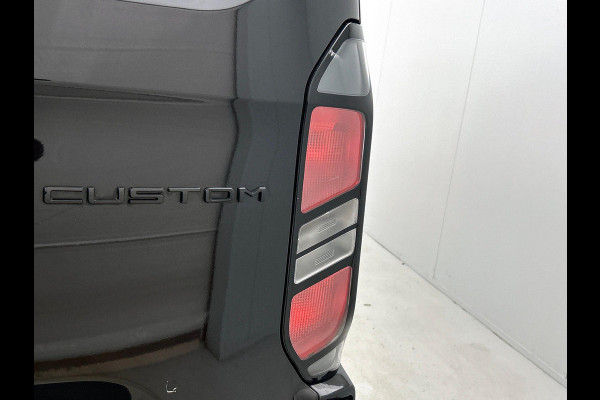 Ford Transit Custom 300 2.0 TDCI L2H1 Trend Nieuw Model Automaat Ford Transit Custom 300 2.0 TDCI L2H1 Trend NM Automaat Airco Navi Cruise PDC Camera