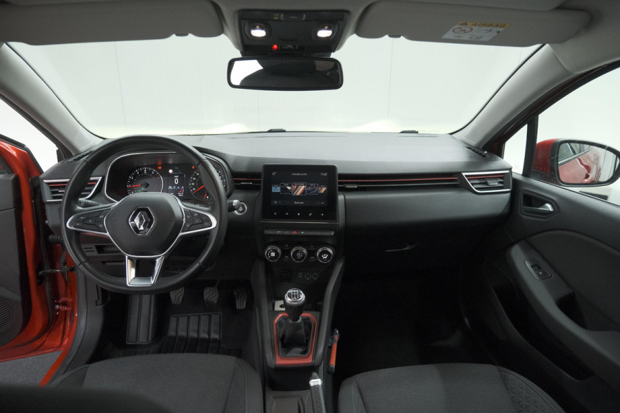 Renault Clio TCe 100 Zen | R.S. Line Pack | Allseason Banden | Apple Carplay | Parkeersensoren
