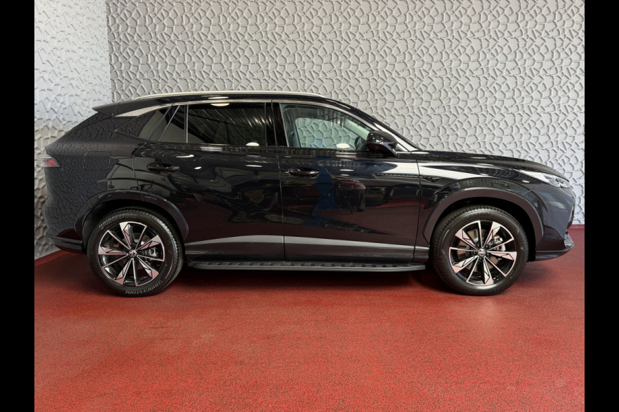 MG MG HS PHEV 1.5 TGDI LUXURY PHEV PLUG-IN HYBRIDE | LEER | 272PK NIEUWE AUTO | >1.000 KM TOTAAL BEREIK | 360° CAMERA | ELEKTRISCHE ACHTERKLEP