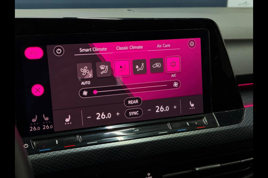 Volkswagen Golf 1.0 TSI Life Business LED Sfeerverlichting CarPlay