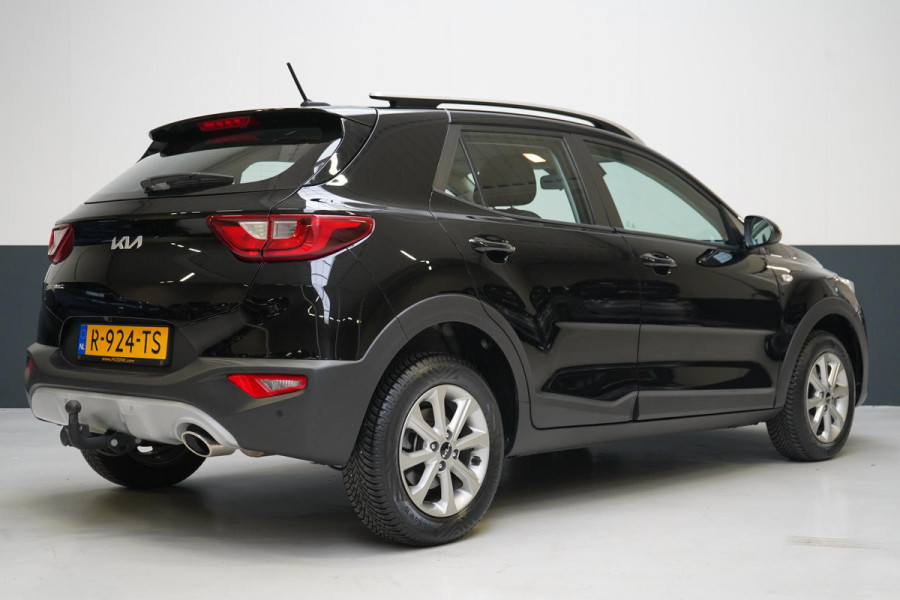Kia Stonic 1.0 T-GDi 120pk MHEV DynamicLine | Carplay | Trekhaak | All-seasonbanden | Camera | Cruise control