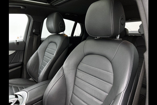 Mercedes-Benz GLC-Coupé 300 4-MATIC AMG | Night pakket | Schuifdak | Treeplanken | Burmester Sound | 360gr Camera | Lederen bekleding | ALL SEASONS banden Inclusief 12 Maanden Garantie.
