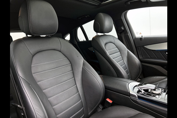 Mercedes-Benz GLC-Coupé 300 4-MATIC AMG | Night pakket | Schuifdak | Treeplanken | Burmester Sound | 360gr Camera | Lederen bekleding | ALL SEASONS banden Inclusief 12 Maanden Garantie.