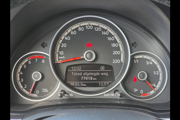 Volkswagen up! 1.0 BMT high up! | PDC | AIRCO | CRUISE