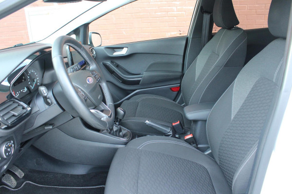 Ford Fiesta 1.0 EcoBoost Hybrid Titanium X | Dealeronderhouden |  Cruise Control | Camera | Climate Control | Key-Less |