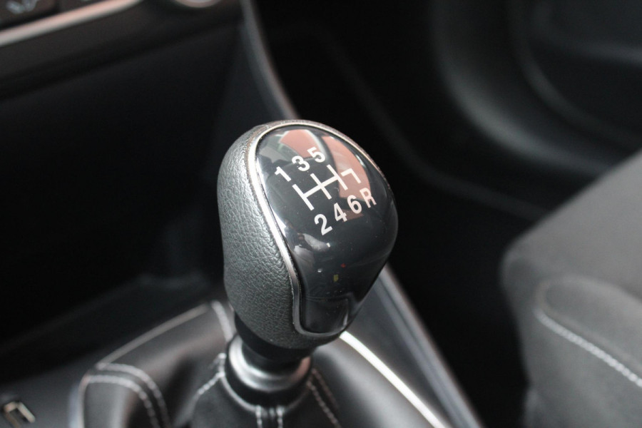 Ford Fiesta 1.0 EcoBoost Hybrid Titanium X | Dealeronderhouden |  Cruise Control | Camera | Climate Control | Key-Less |