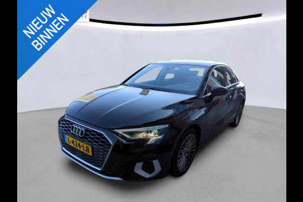 Audi A3 Limousine 30 TFSI Business edition NL-AUTO | CAMERA | AUTOMAAT | DIGIDASH