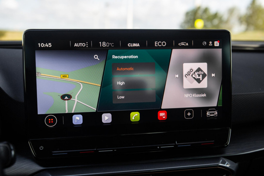 CUPRA Leon 1.4i Plug-In Hybrid SPORTSTOURER / CARPLAY / CAMERA / KUIP STOELEN / PERFECT ONDERHOUDEN