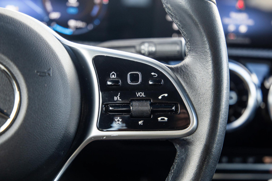 Mercedes-Benz CLA-Klasse Shooting Brake 250e Business Line (PHEV) CARPLAY / STOELVERWARMING / AMBIENT LIGHTING / CAMERA