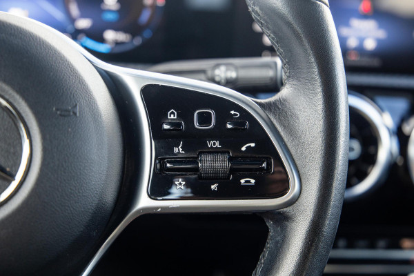 Mercedes-Benz CLA-Klasse Shooting Brake 250e Business Line (PHEV) CARPLAY / STOELVERWARMING / AMBIENT LIGHTING / CAMERA