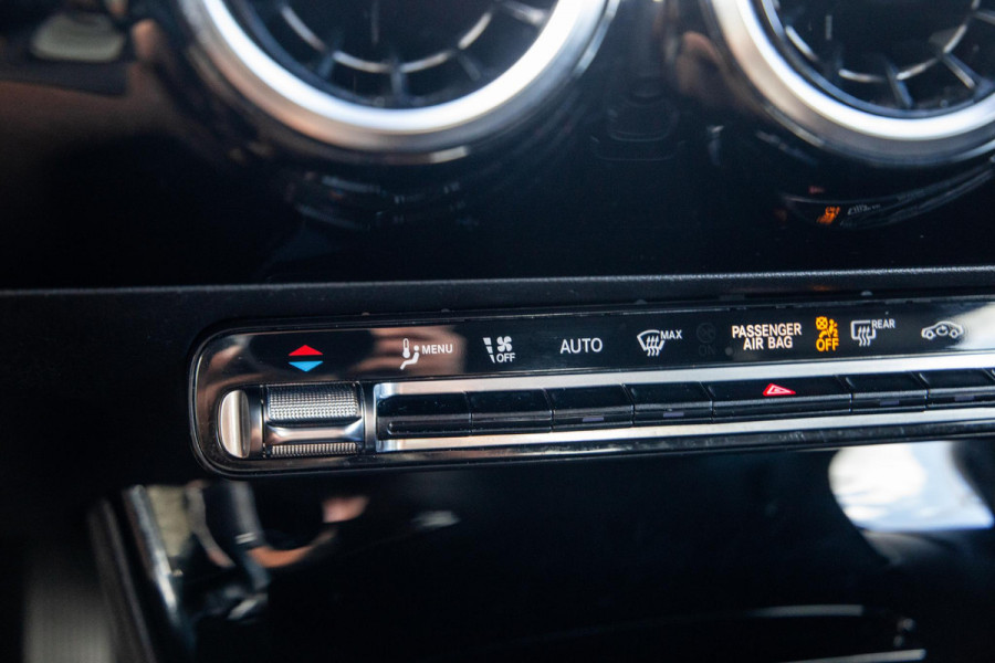 Mercedes-Benz CLA-Klasse Shooting Brake 250e Business Line (PHEV) CARPLAY / STOELVERWARMING / AMBIENT LIGHTING / CAMERA