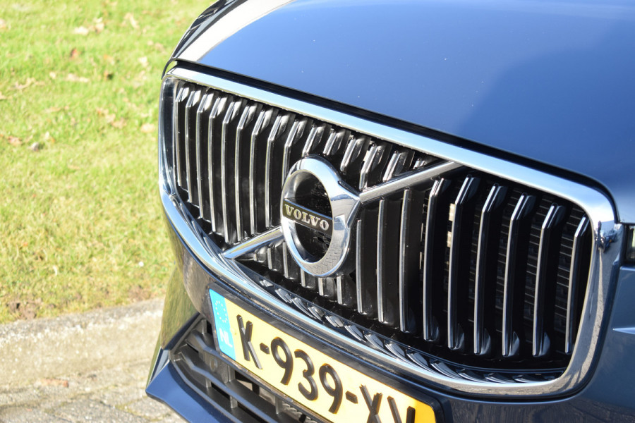 Volvo XC60 T6 AWD 340PK Plug-in Hybrid Business Pro | Trekhaak | Luchtvering | Camera |  Panodak | 19" LMV | Stoelverwarming