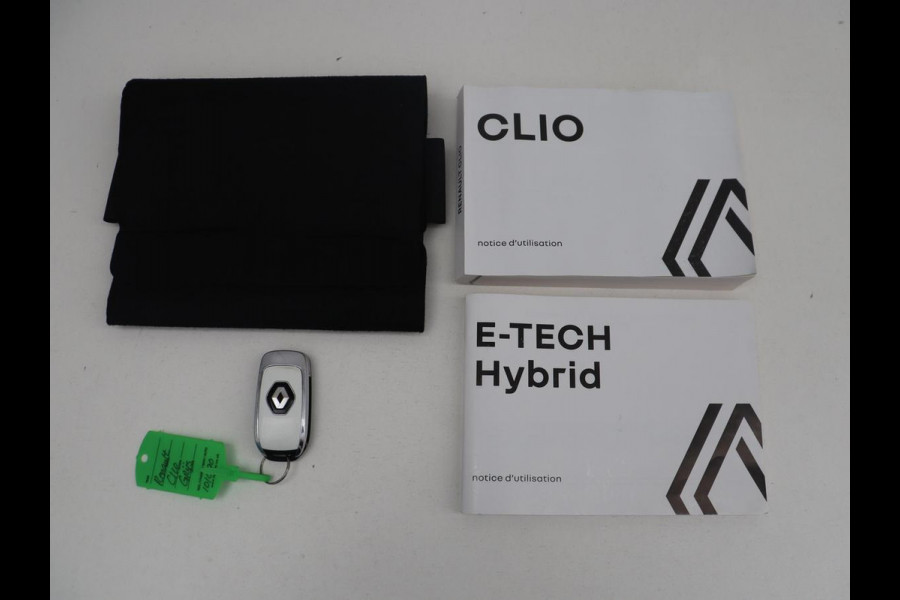 Renault Clio 1.6 E-Tech Full Hybrid 145 esprit Alpine | SOH 93% | Cruise control | Climate control | Park assist | Navigatie | Bluetooth | Full LED